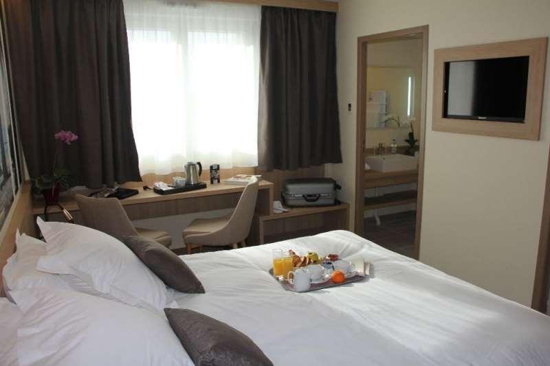Brit Hotel Montargis Mormant-sur-Vernisson الغرفة الصورة